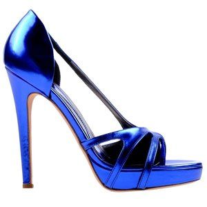 NIB $750 Alexander McQueen electric blue  leather pumps/ sandals